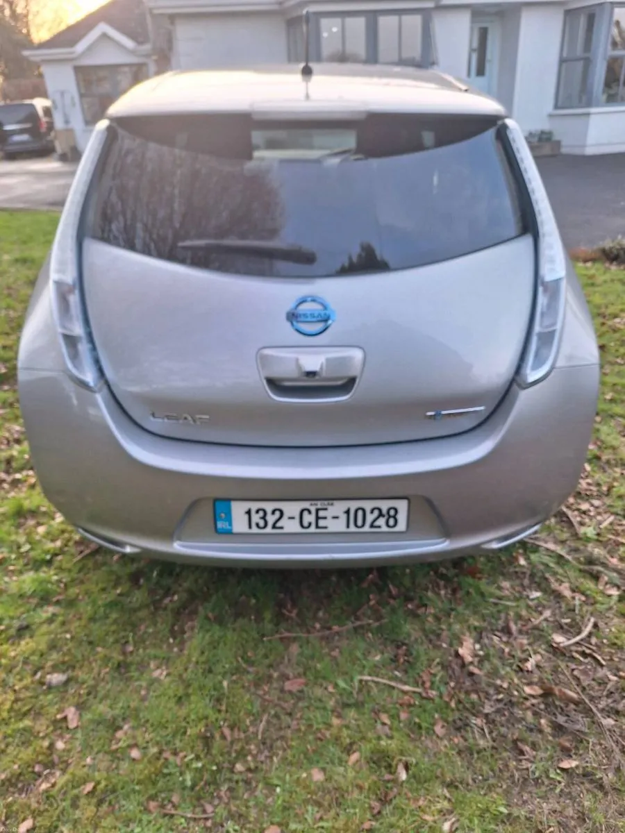 NISSAN LEAF - Image 4