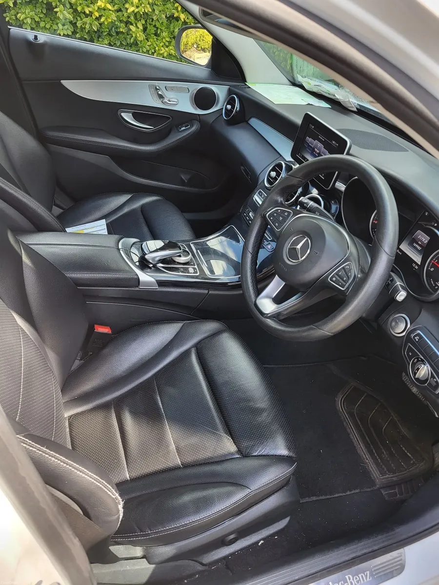 Mercedes-Benz C-Class 2017 - Image 2