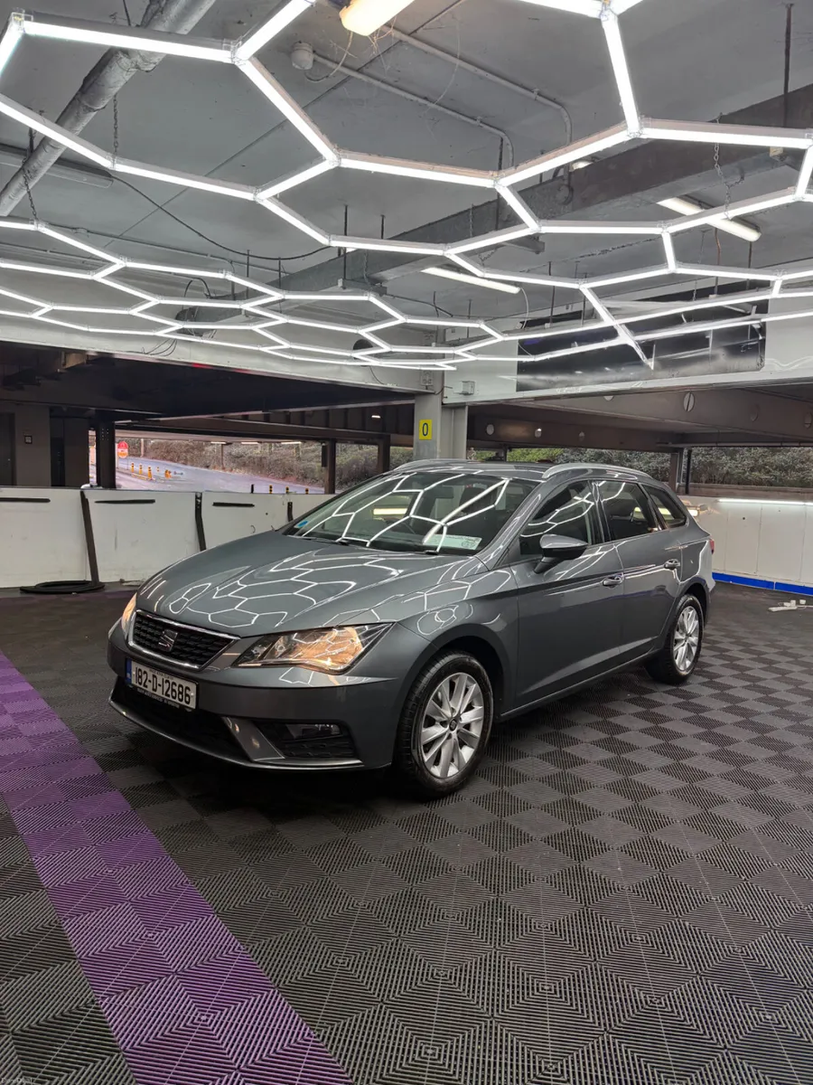 182 SEAT Leon 1.2 TSI - LOW MILEAGE - Image 2