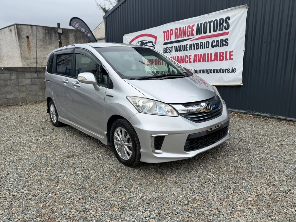 Honda Freed 2015.1 - Image 1