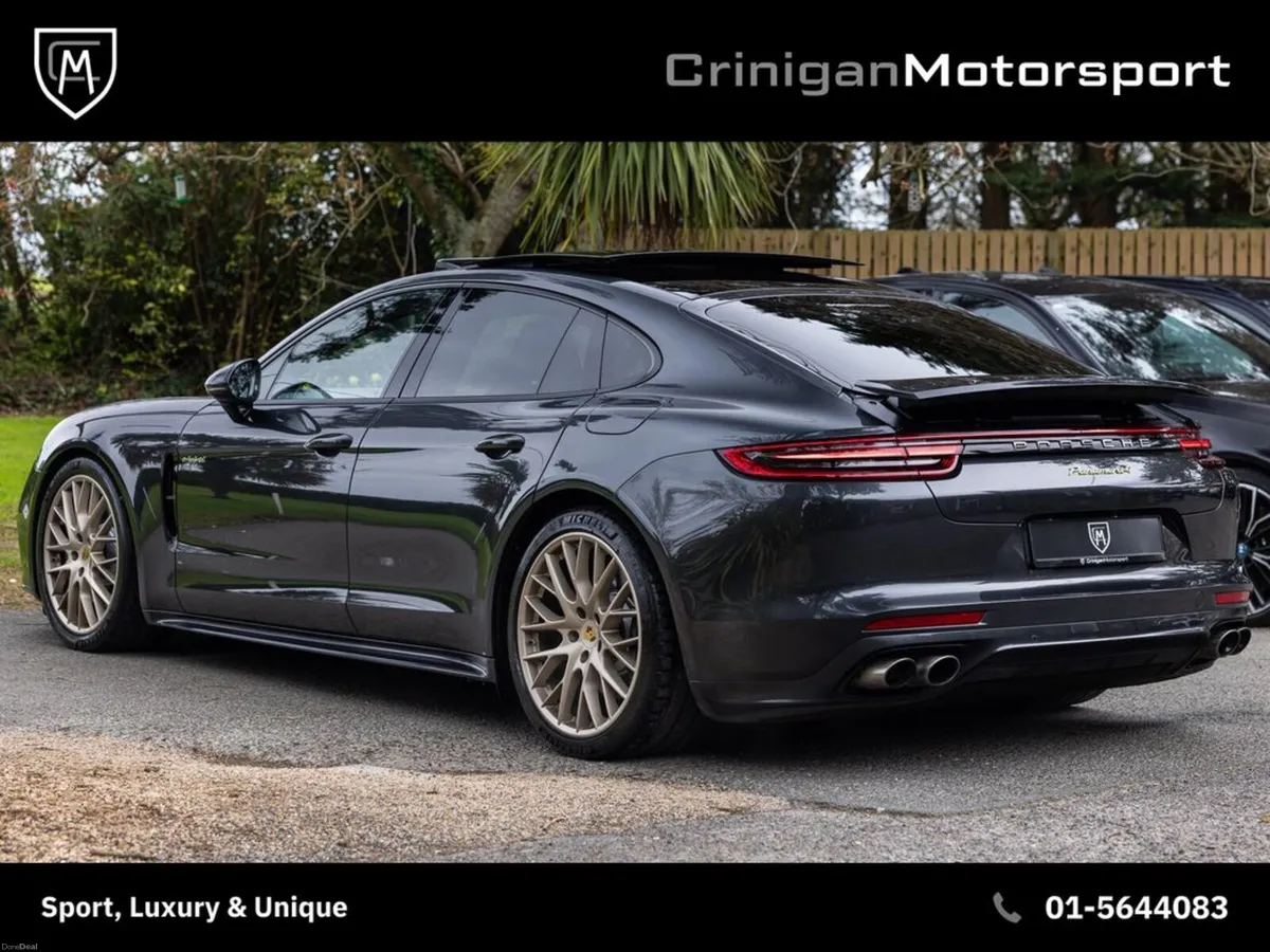 Porsche Panamera 10 Years Edition - Image 2