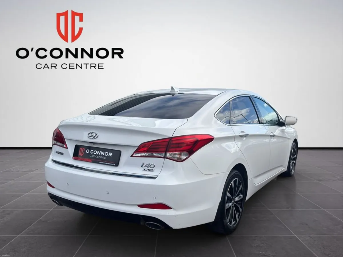 Hyundai i40 So economical… it nearly runs on fresh - Image 4