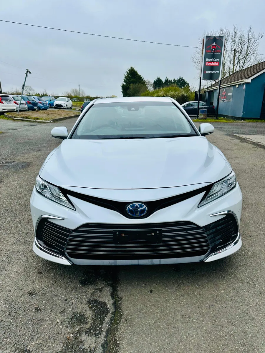 TOYOTA CAMRY 2.5L PETROL HYBRID - Image 1