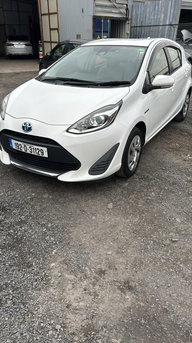 Toyota Aqua 2019 - Image 3