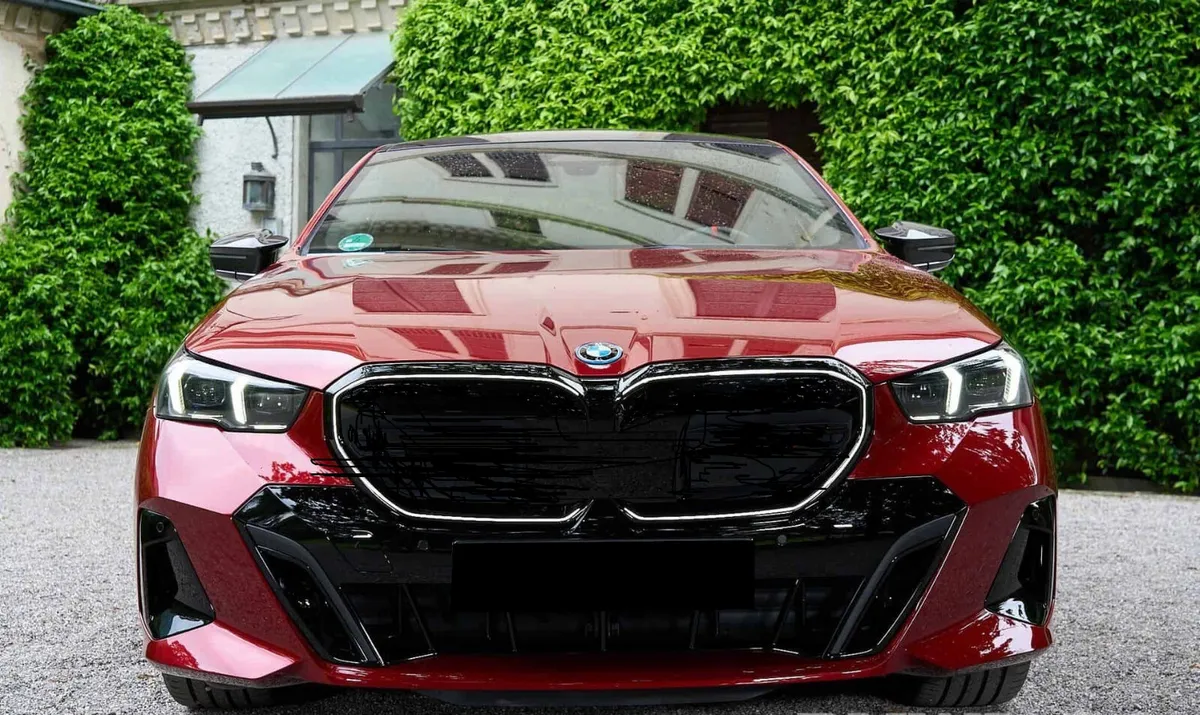 252 M SPORT PRO ( INDIVIDUAL ) (MASSIVE SPEC)