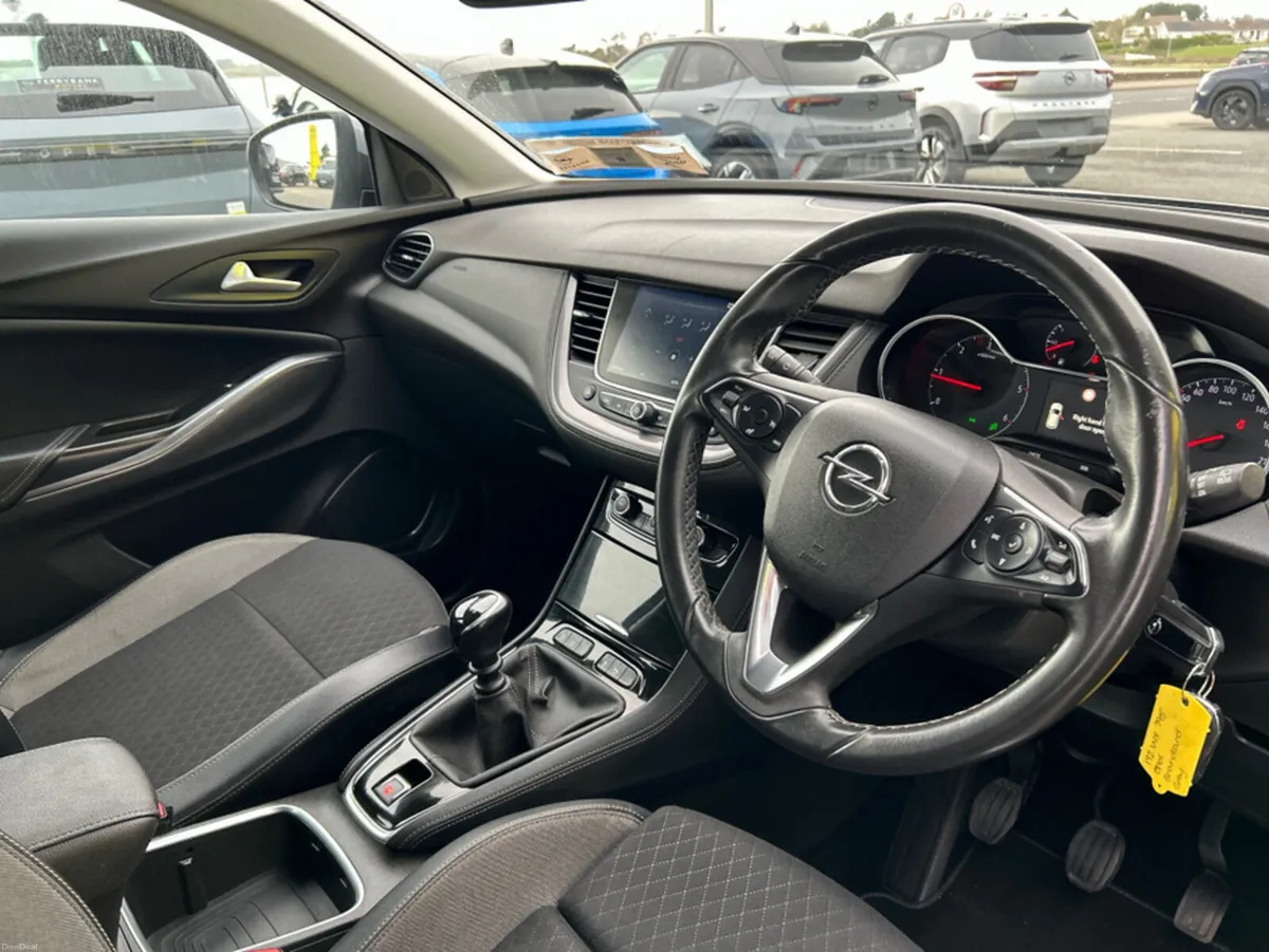 Opel Grandland X SRI 1.5 I T 130PS 4 4DR - Image 6