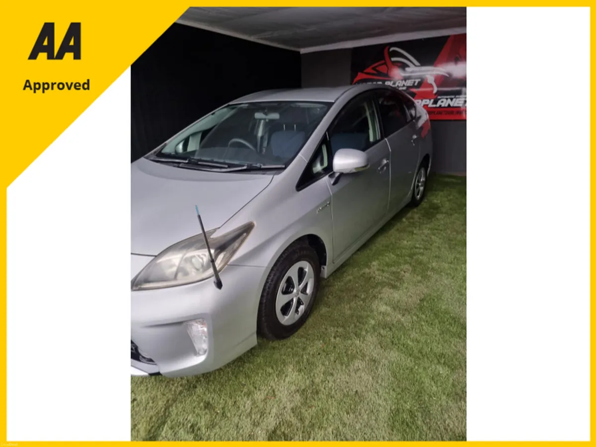 Toyota Prius 1.8 Hybrid - Image 3