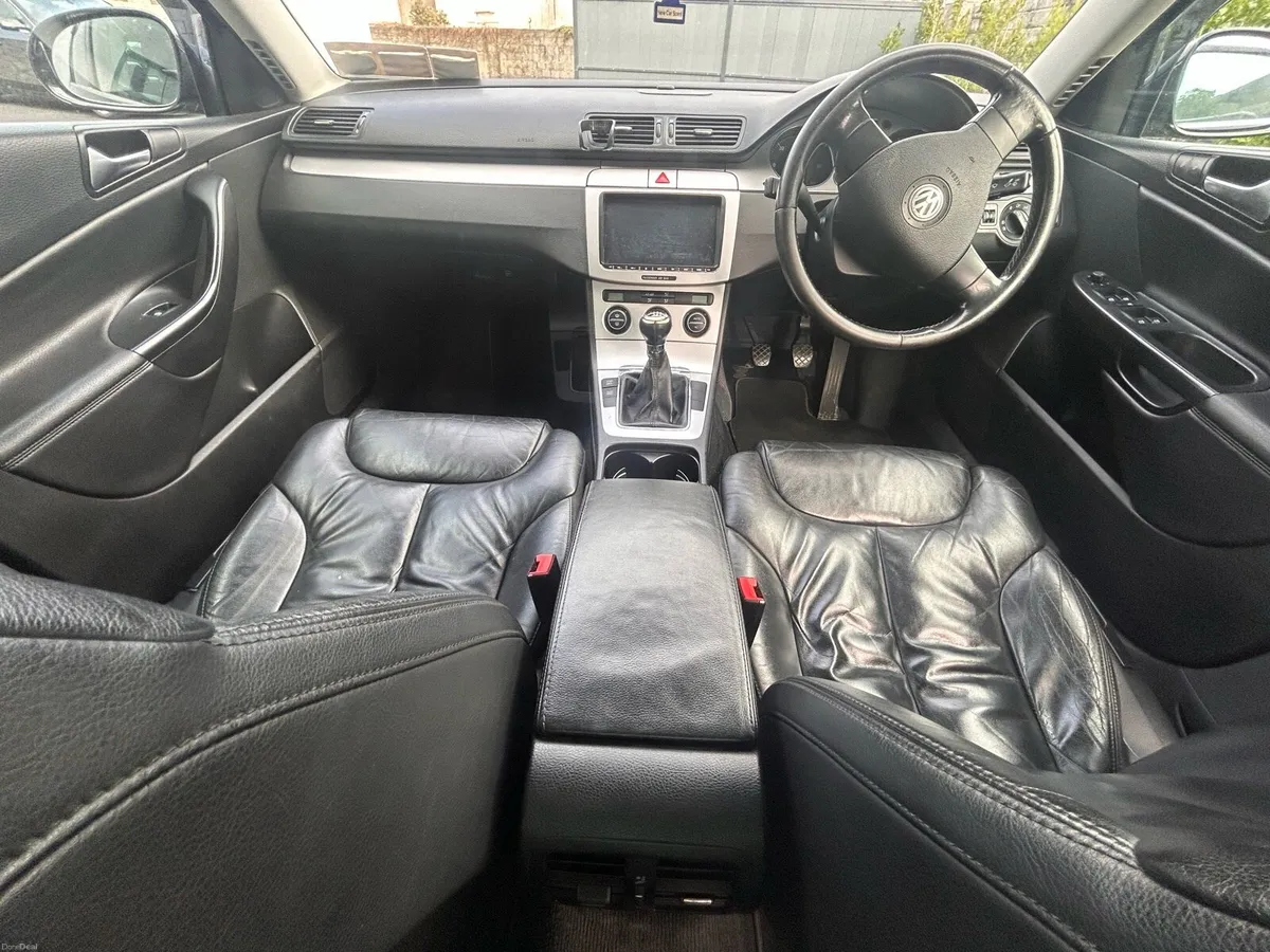 VW Passat 2ltr Diesel - Image 4