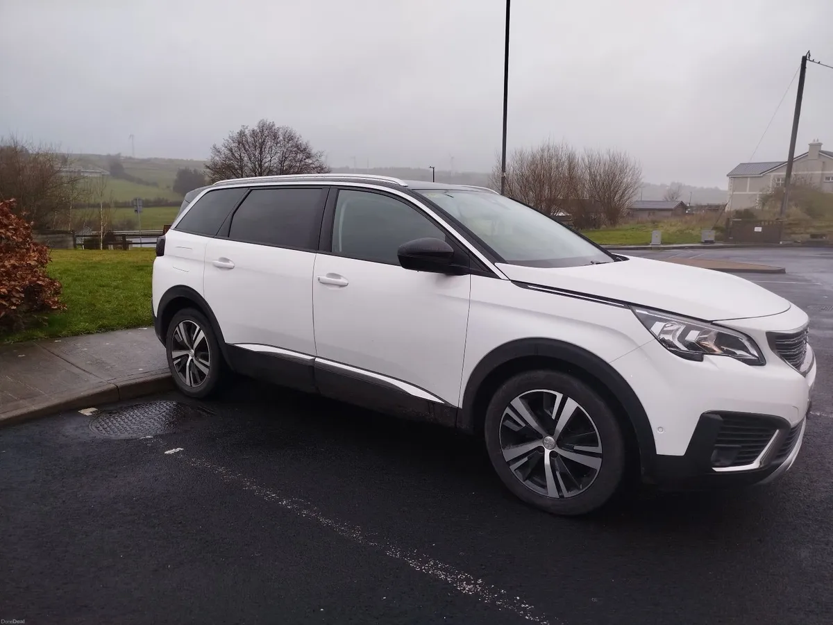 Peugeot 5008 Allure - Image 3