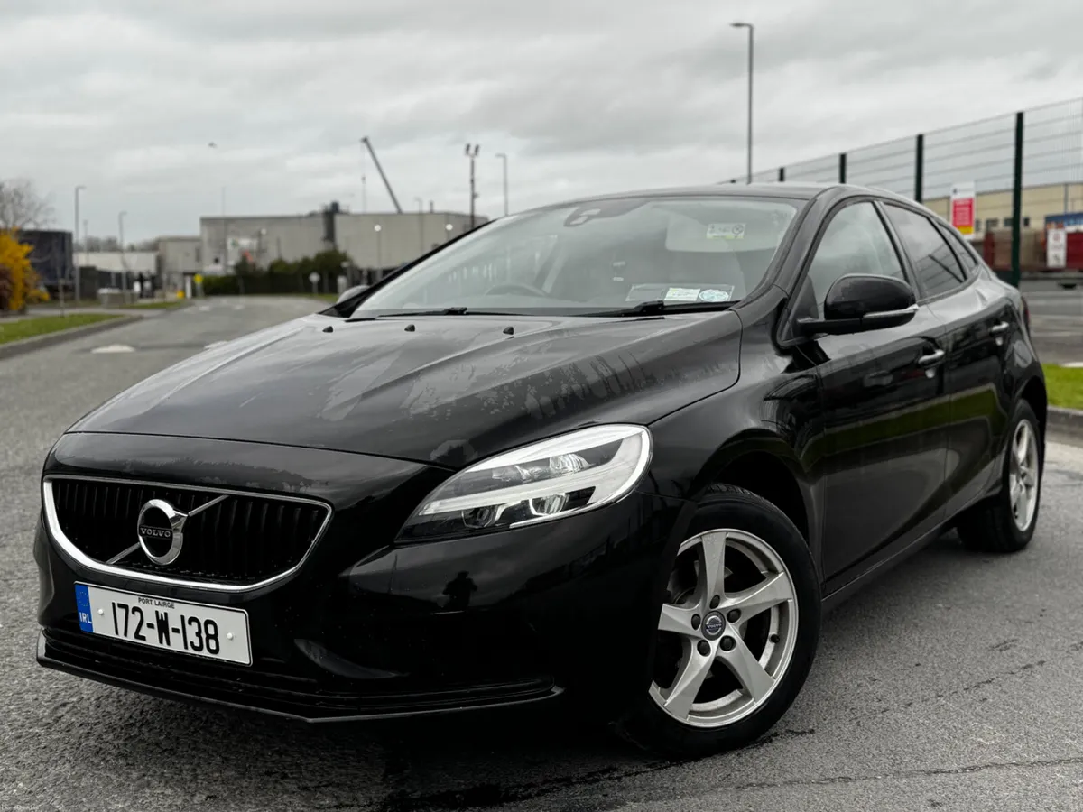 🚗2017 VOLVO V40 D2 MOMENTUM🚗NCT 06/27+FSH - Image 1