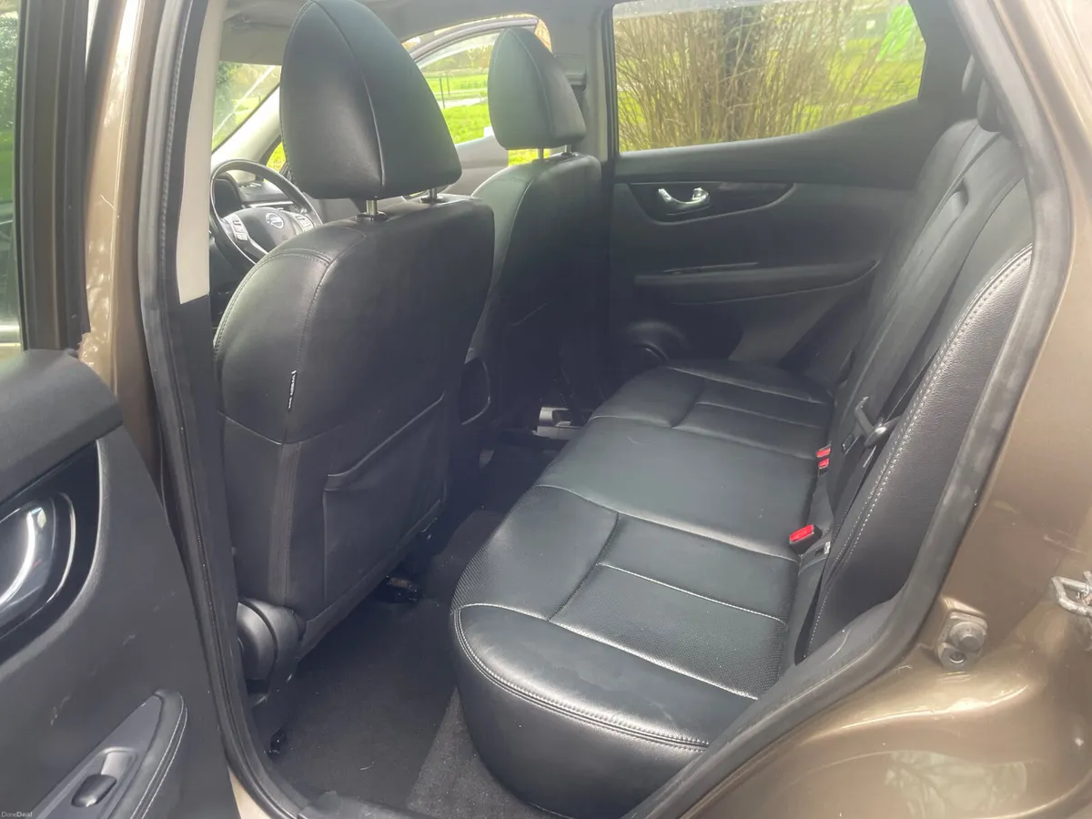 Nissan Qashqai SV (high spec ) 2017 - Image 3