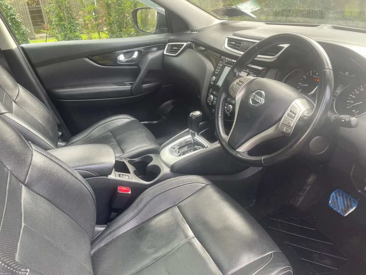 Nissan Qashqai SV (high spec ) 2017 - Image 2
