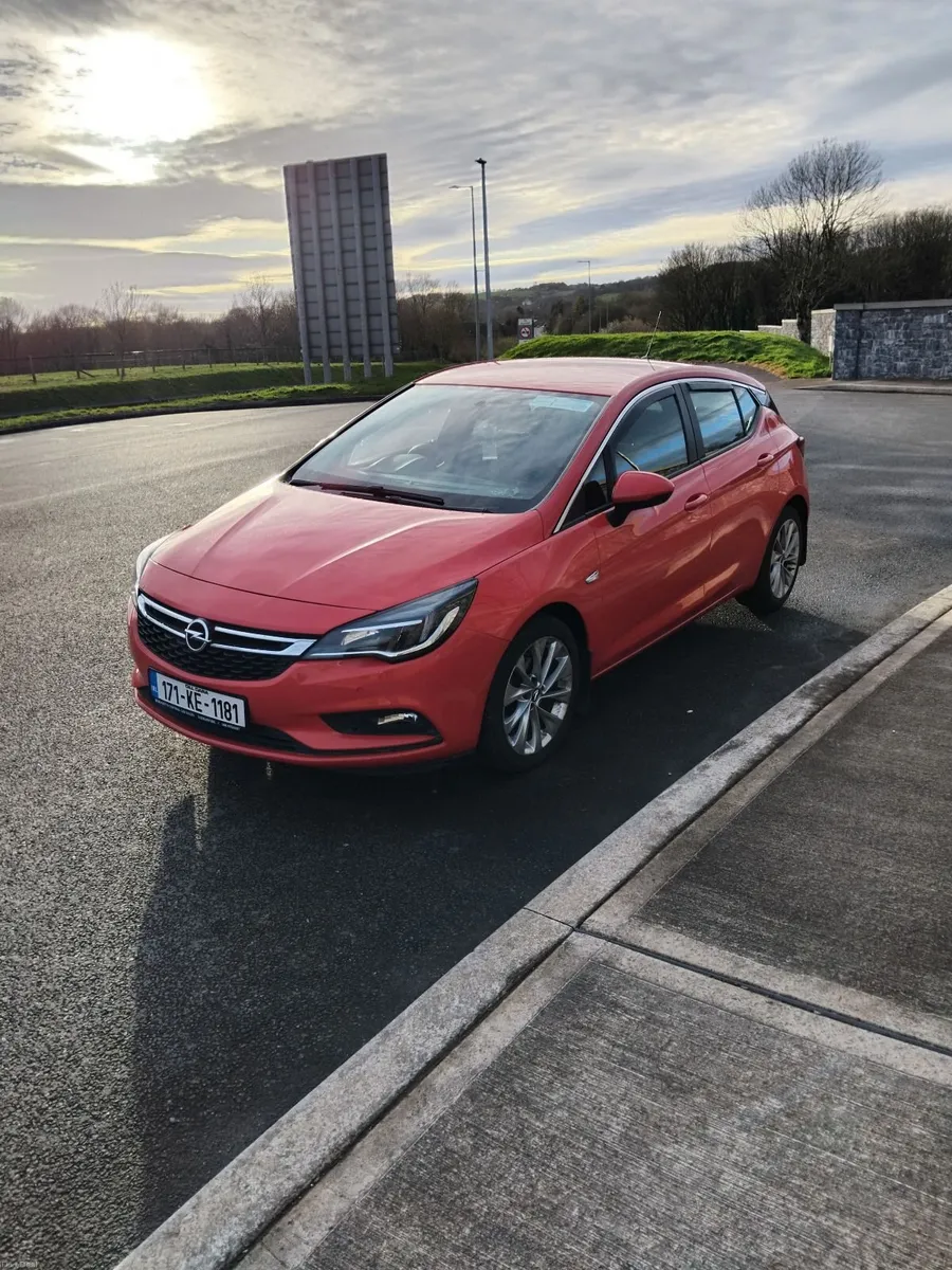 Opel Astra 2017 - Image 3
