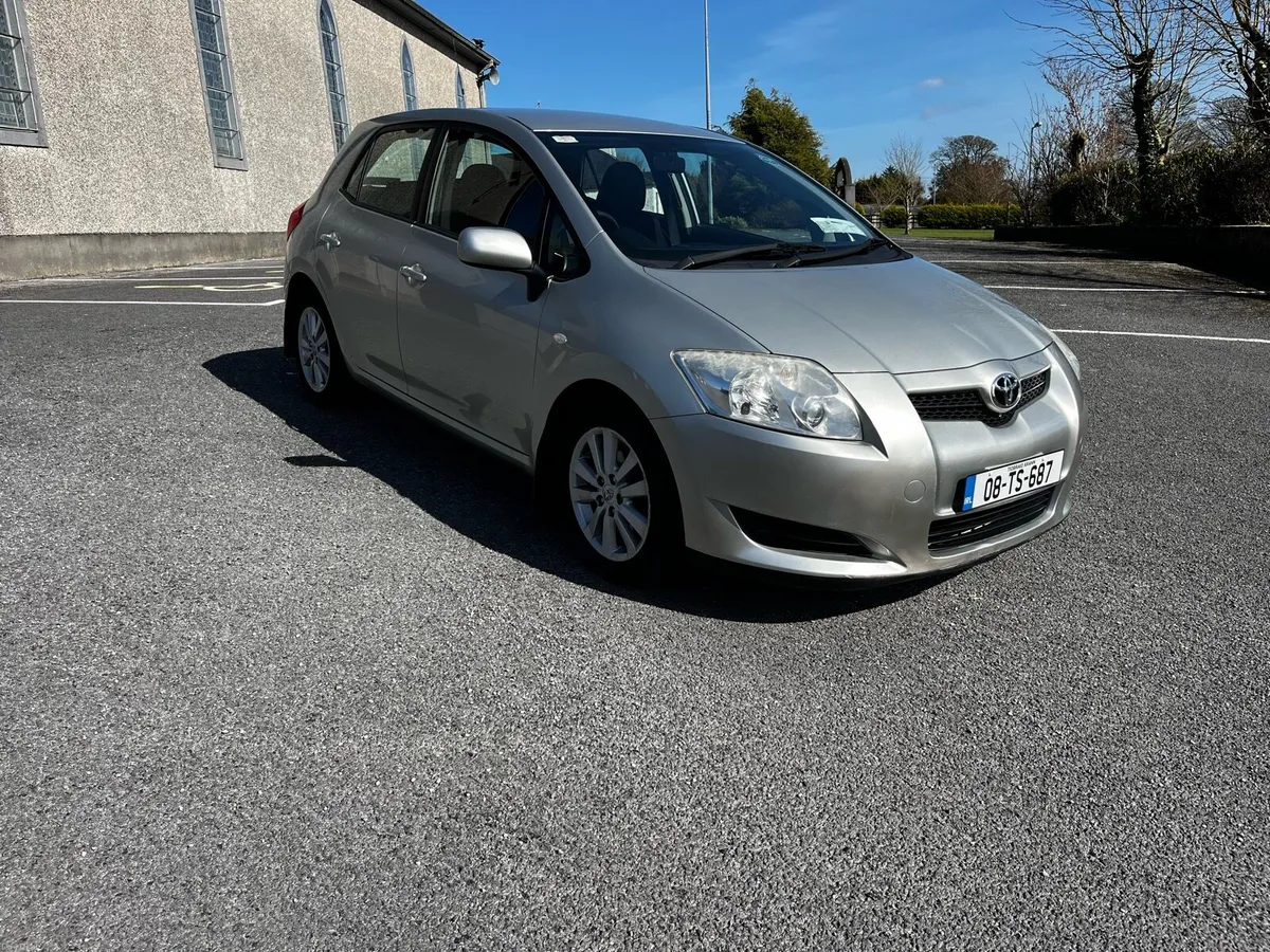 2008 Toyota Auris 1.4 petrol €3250 - Image 1