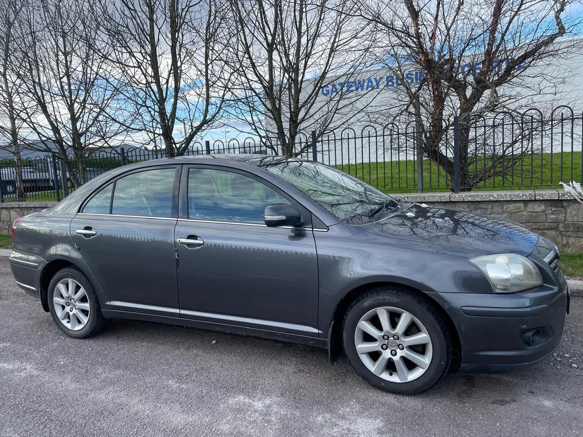 Toyota Avensis Auto - Image 2