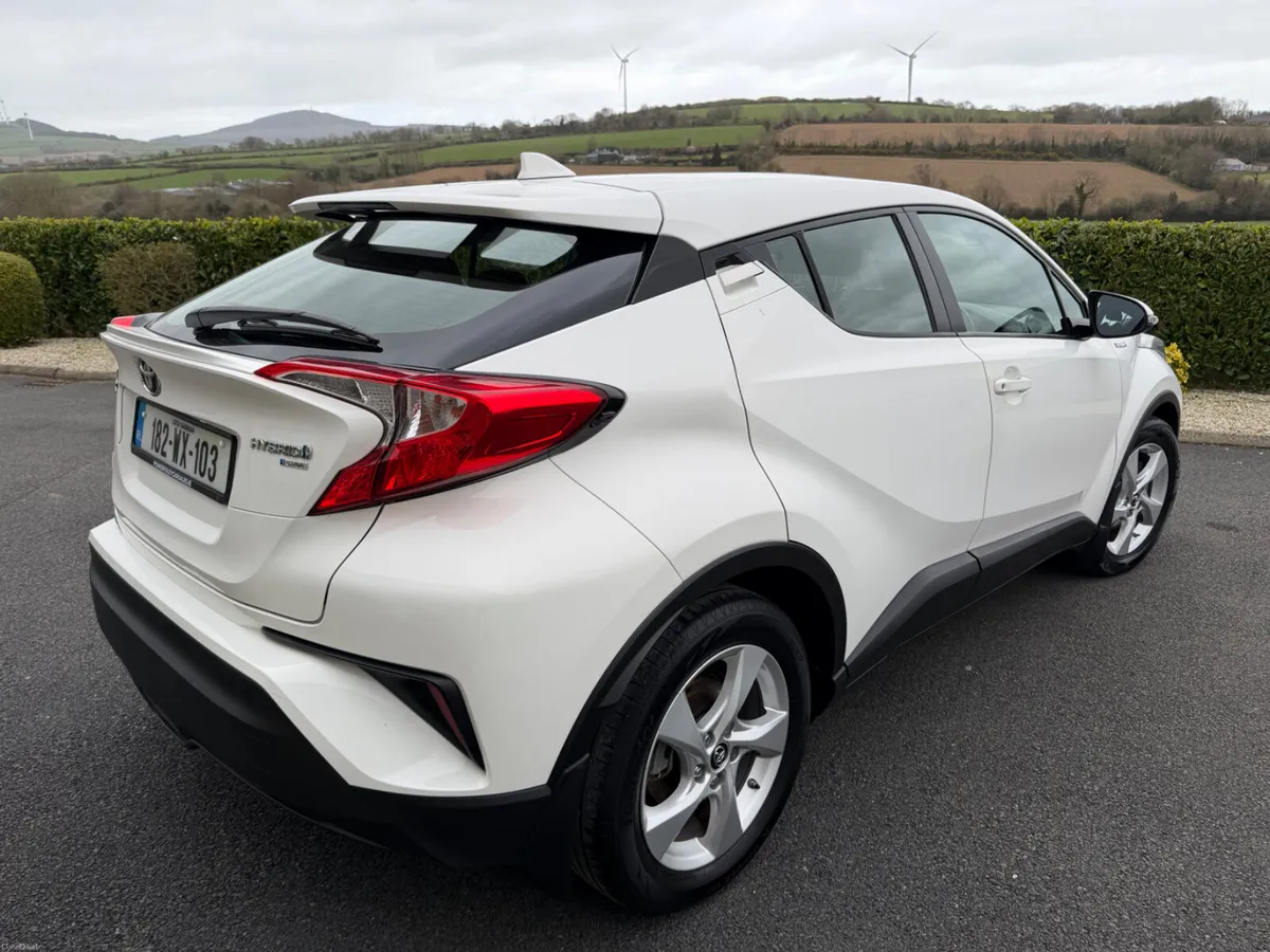 2918 (182)Toyota C-HR 1.8 Hybrid Luna NCT 07/28 - Image 4