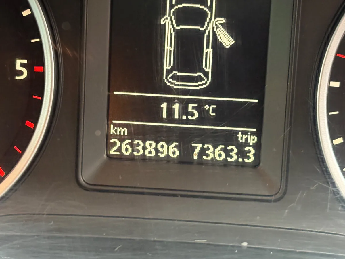 Volkswagen Tiguan 2010 , 2.0 litre tdi - Image 4