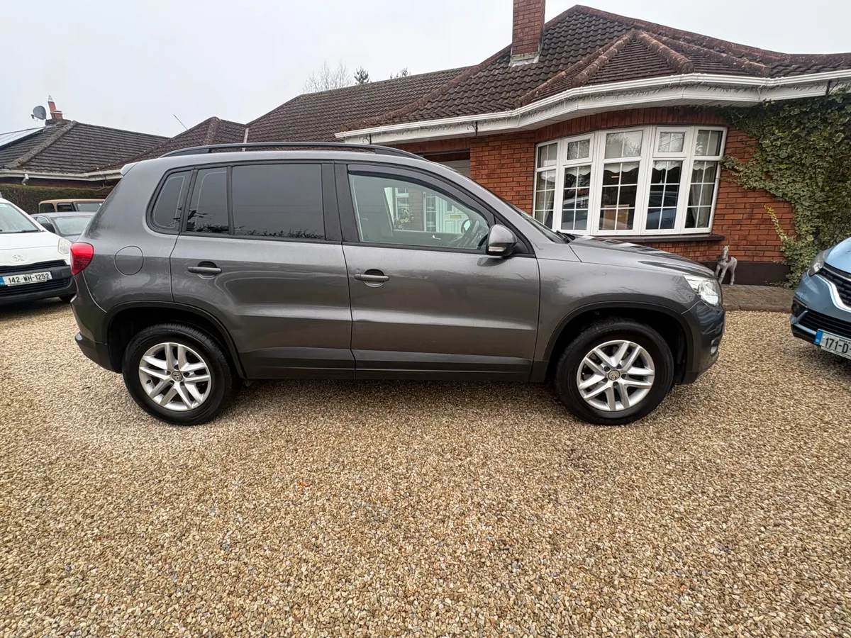 Volkswagen Tiguan 2010 , 2.0 litre tdi - Image 2