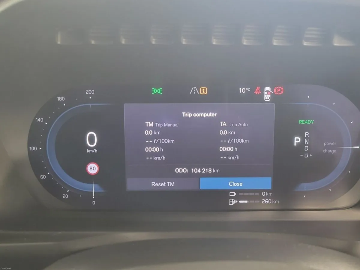 Volvo XC90 T8 PHEV 455hp Plus (Bright Theme) - Image 4