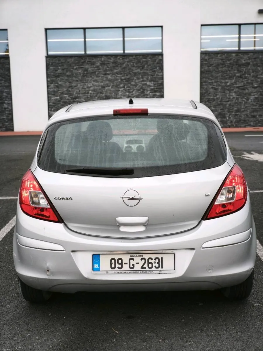 🚗 Opel Corsa 1.2 petrol, Automatic (2009) 🚗 - Image 3