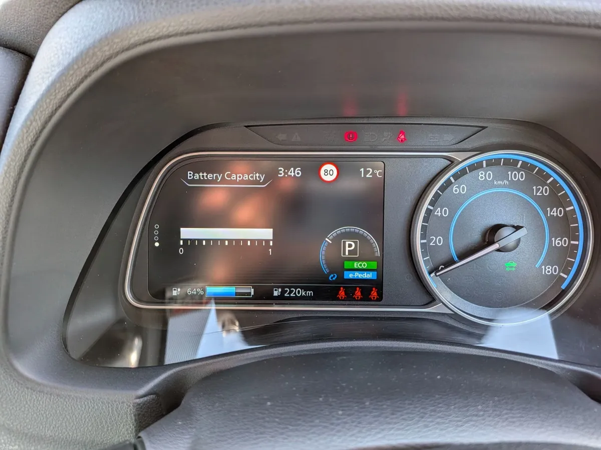 Nissan Leaf SV Premium 62KW with Cold Pack - Image 3