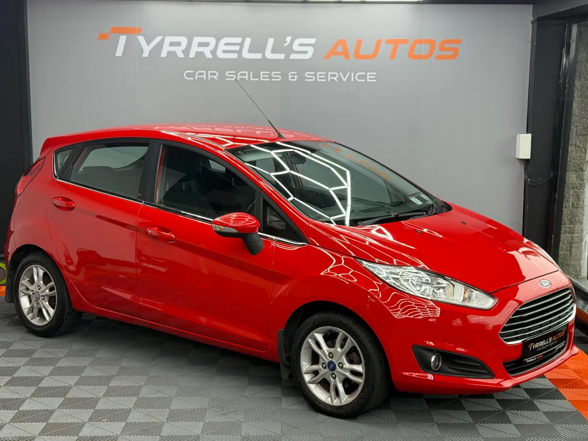 Ford Fiesta 1.25 Zetec "NEW TIMING BELT!" 2015 - Image 2