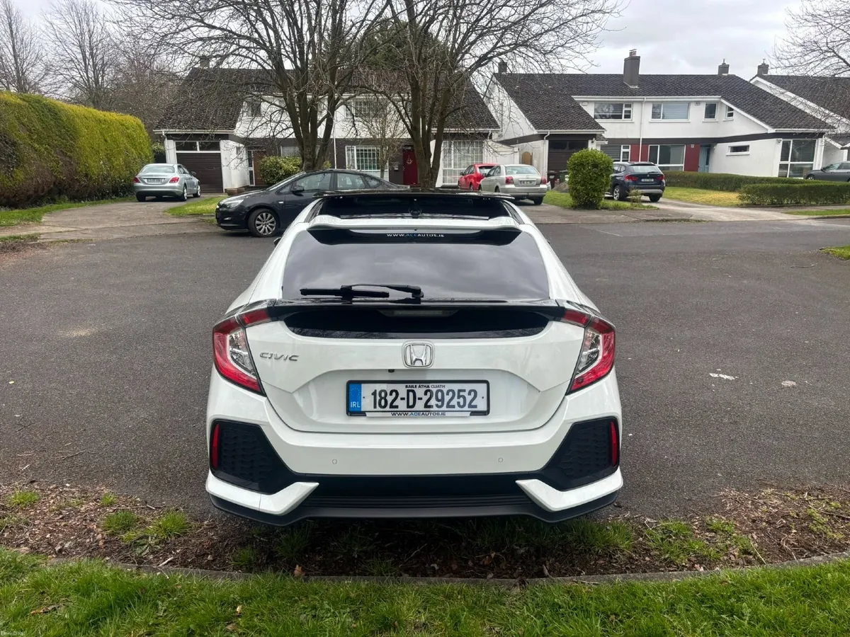 Honda Civic 2018 1.6 Diesel. Premium Plus - Image 3