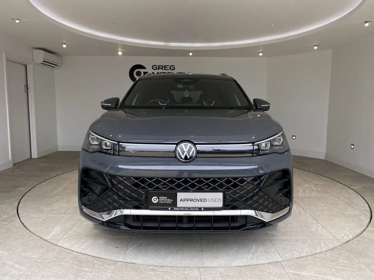 Volkswagen Tiguan 2024 - Image 2