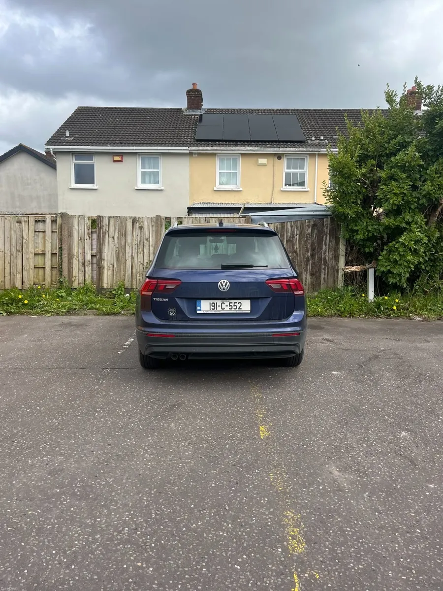 Volkswagen Tiguan 2019 - Image 3