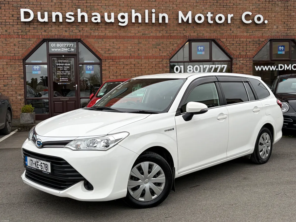 171 Toyota Corolla Fieleder Auto *Low KM* - Image 1