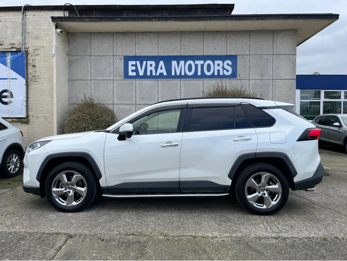 Toyota RAV4 G 4WD AUTOMATIC HYBRID 2.5 PETROL //FU - Image 4
