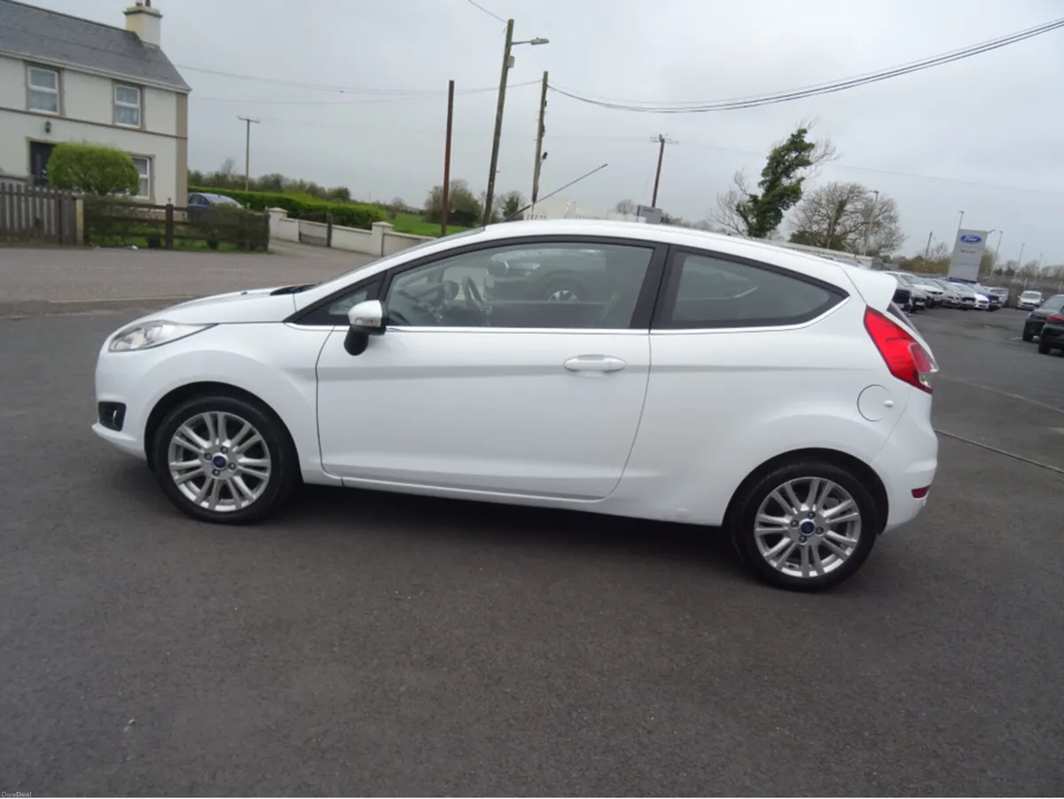 Ford Fiesta 1.0 ZETEC ECOBOOST 80PS 3DR - Image 6