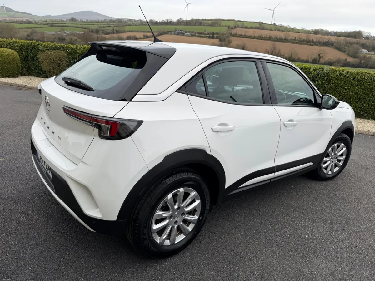 2024 (241)Opel Mokka SC 1.2 Petrol 100hp 29KMS - Image 4