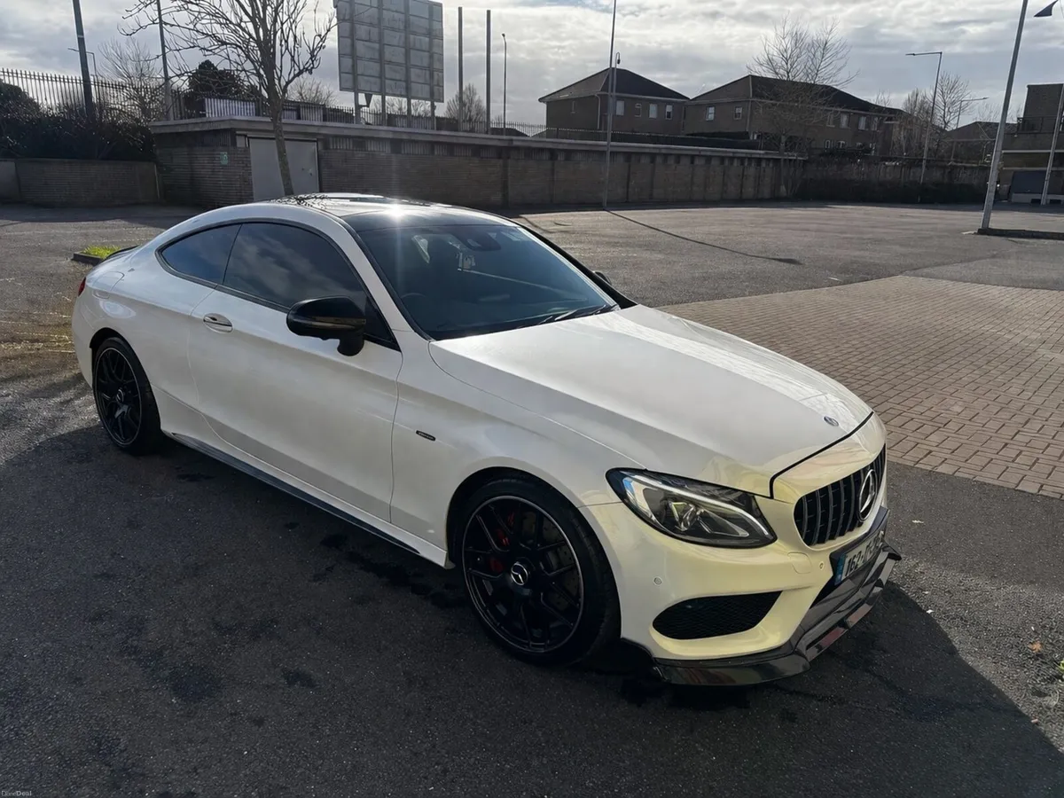 Mercedes-Benz C43 AMG - Image 1