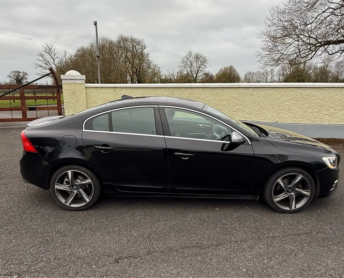 2013 Volvo S60 R-Design 2.0 Diesel - Image 4