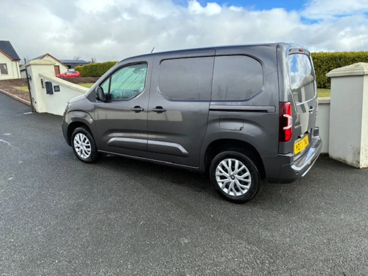 Citroen Berlingo Driver ** €215 VRT ** - Image 2