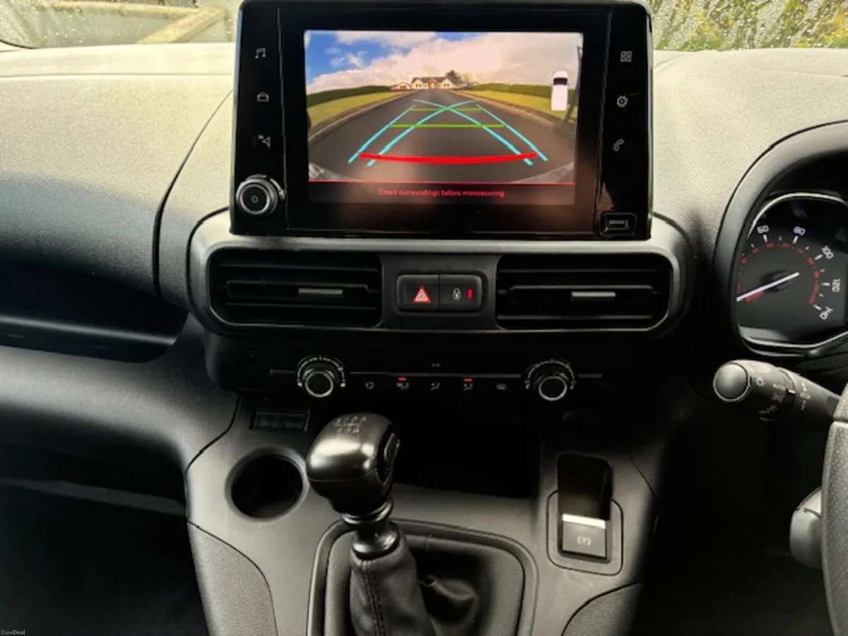 Citroen Berlingo Driver ** €215 VRT ** - Image 4