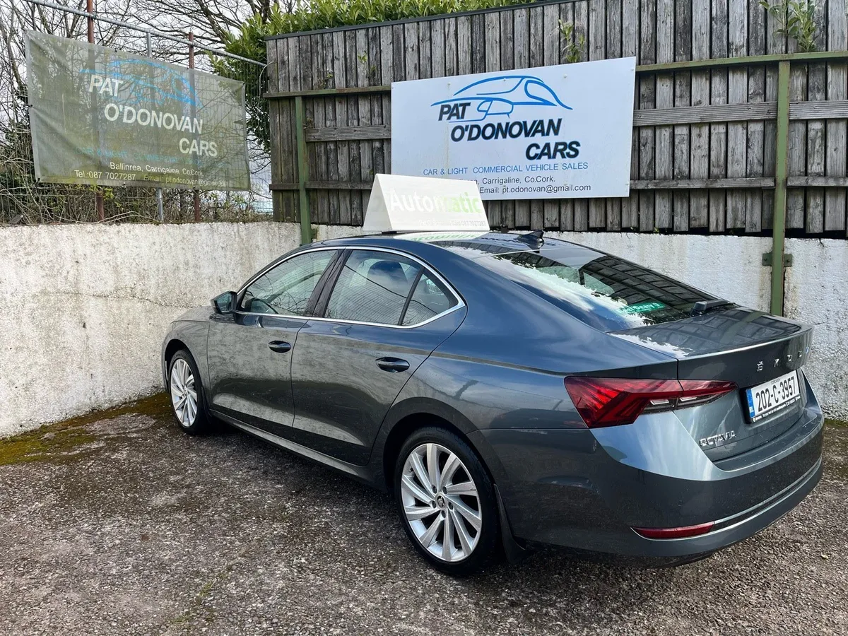 2020. Octavia 👀 27k KLM’s - Image 3
