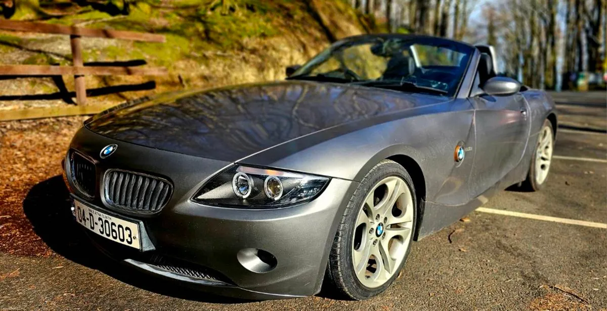 BMW Z4 2.5i Roadster – Ready for Summer ☀️ Low KM - Image 1