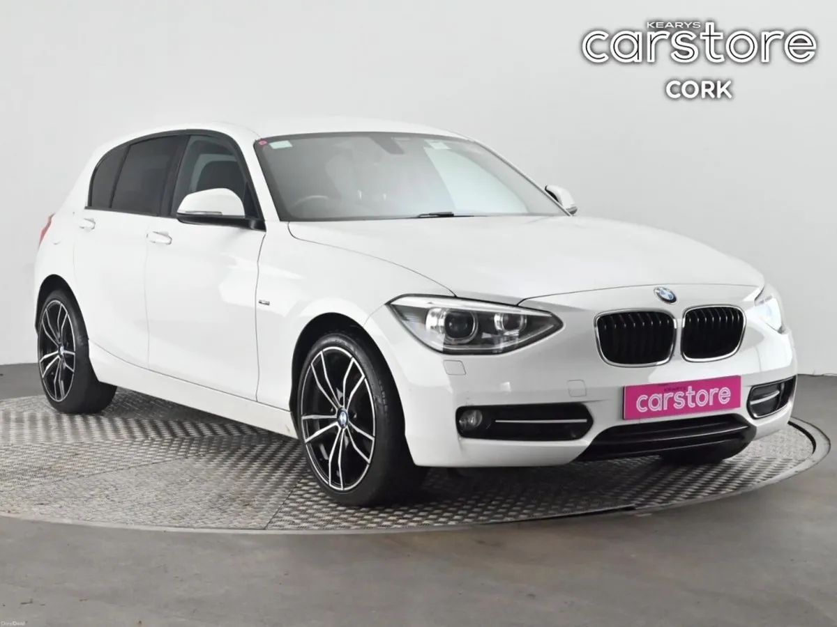 BMW 1-Series 116i ES Auto - Image 1