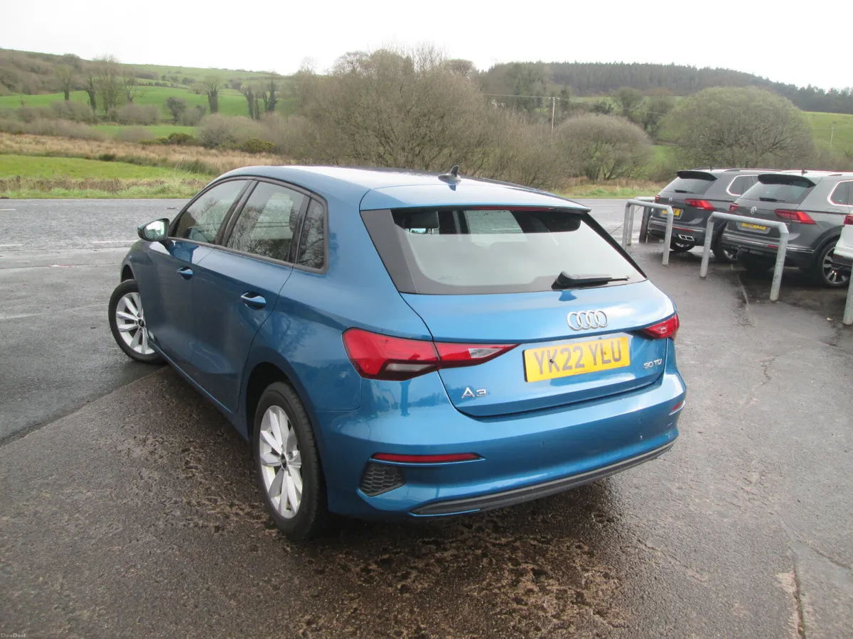 2022  AUDI  A3  2.0  TDI  TECHNIK  5DR - Image 4