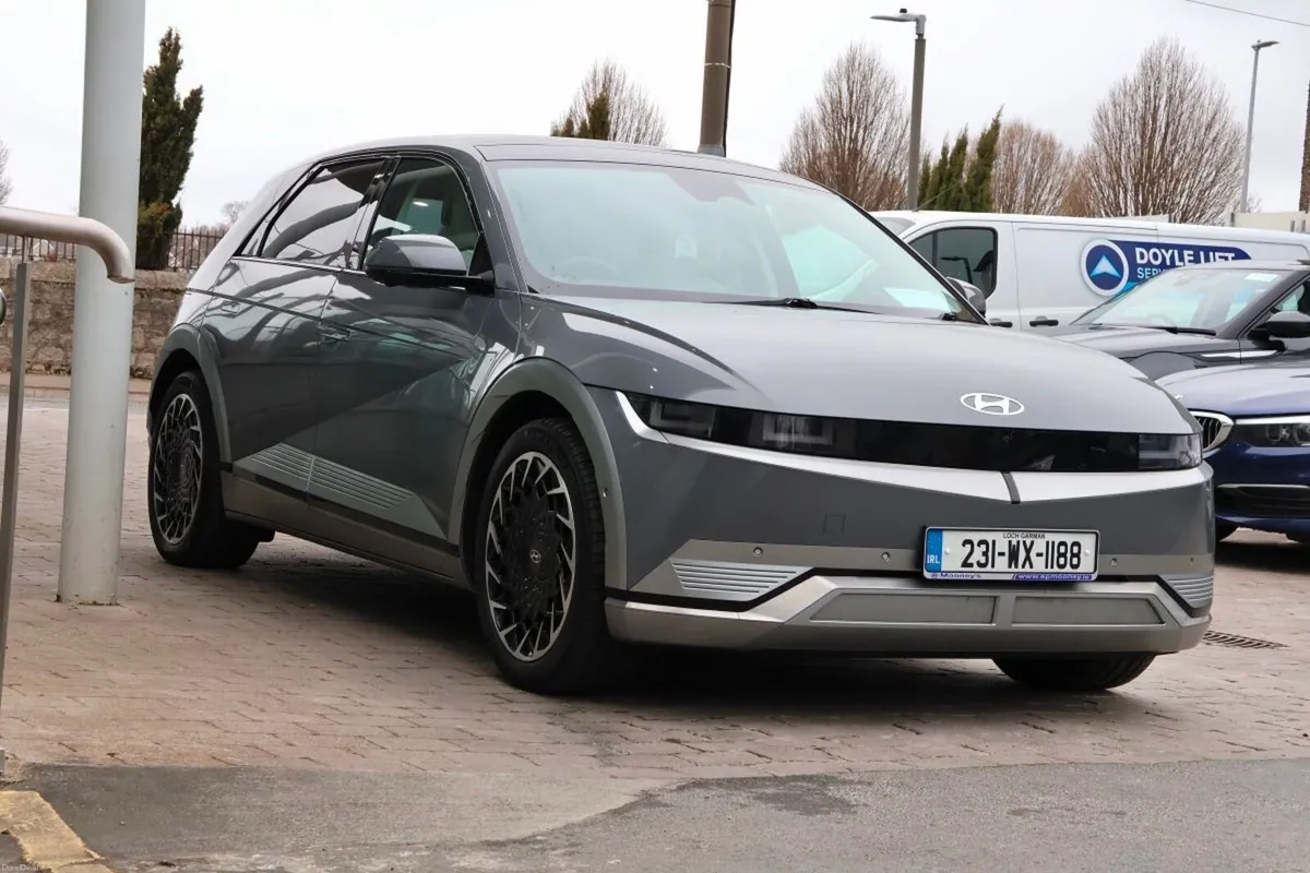 Hyundai IONIQ 5 77kW Platinum, CAR OF THE WEEK - Image 4