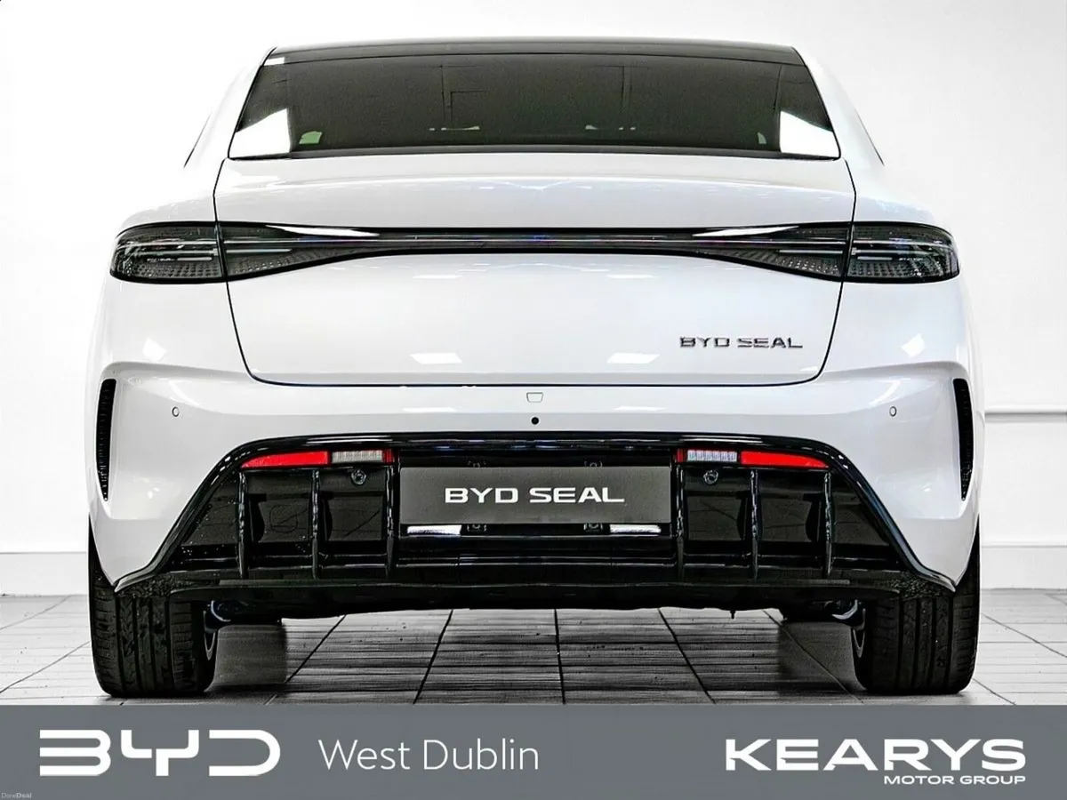 BYD SEAL SEAL EXCELLENCE AWD - Image 6
