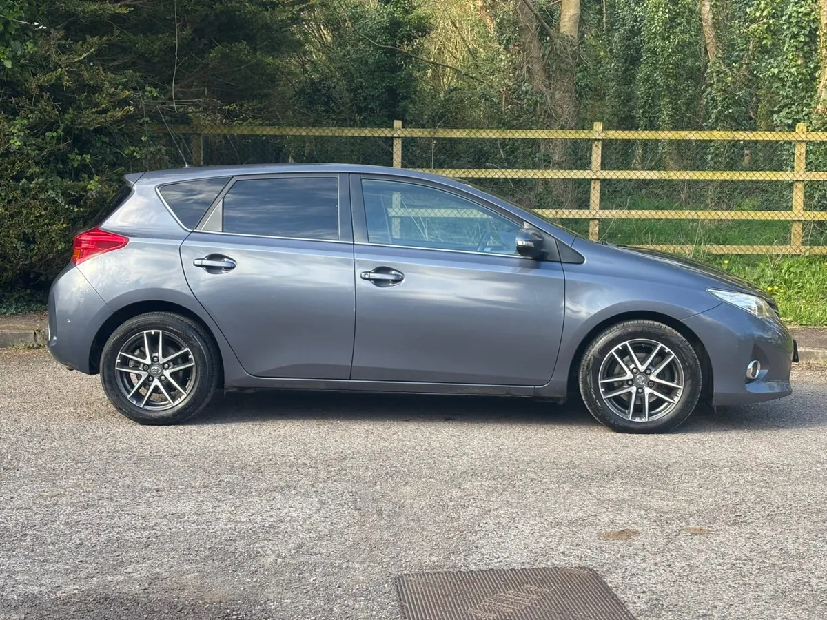 2014 TOYOTA AURIS 1.4 D4D ICON+ 101K NEW NCT - Image 4