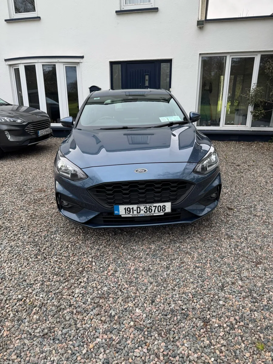 2019 Ford Focus ST - Image 2