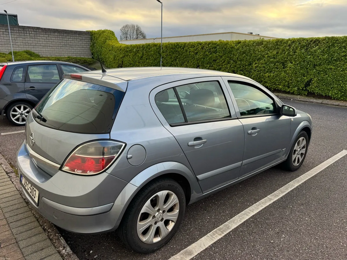 Opel Astra 2009, Great Condition, NCT & Taxed - Image 4