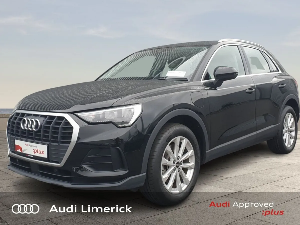 Audi Q3 45 TFSI E S Tronic SE - Image 4