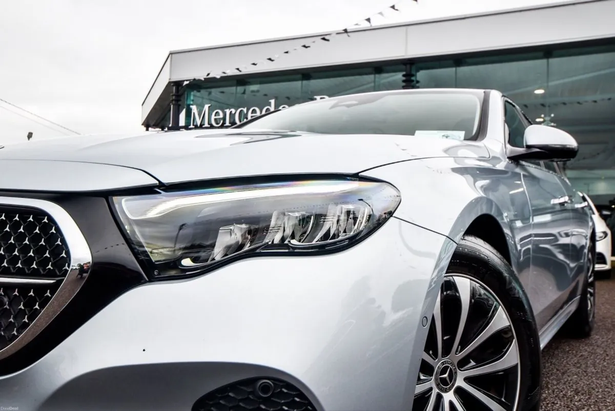 Mercedes-Benz E-Class E220d Avantgarde Auto - Image 5