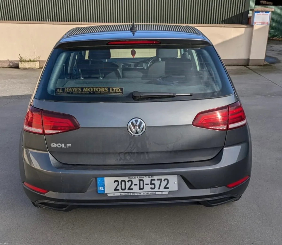 LOW MILEAGE IMMACULATE  2020 GOLF TDI - Image 2