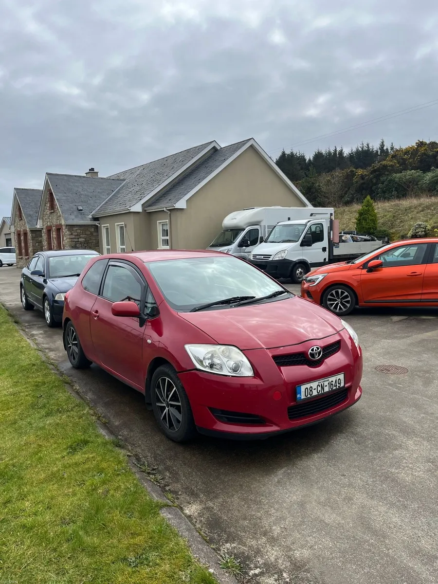 Toyota auris - Image 1